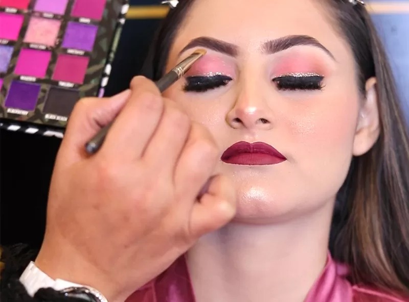 Best Summer Makeup tips -Get rid of that sweaty look!